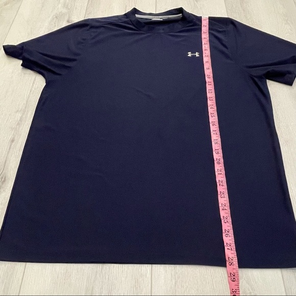 UNDER ARMOUR HeatGear Short Sleeve Silky Shirt - Picture 4 of 9
